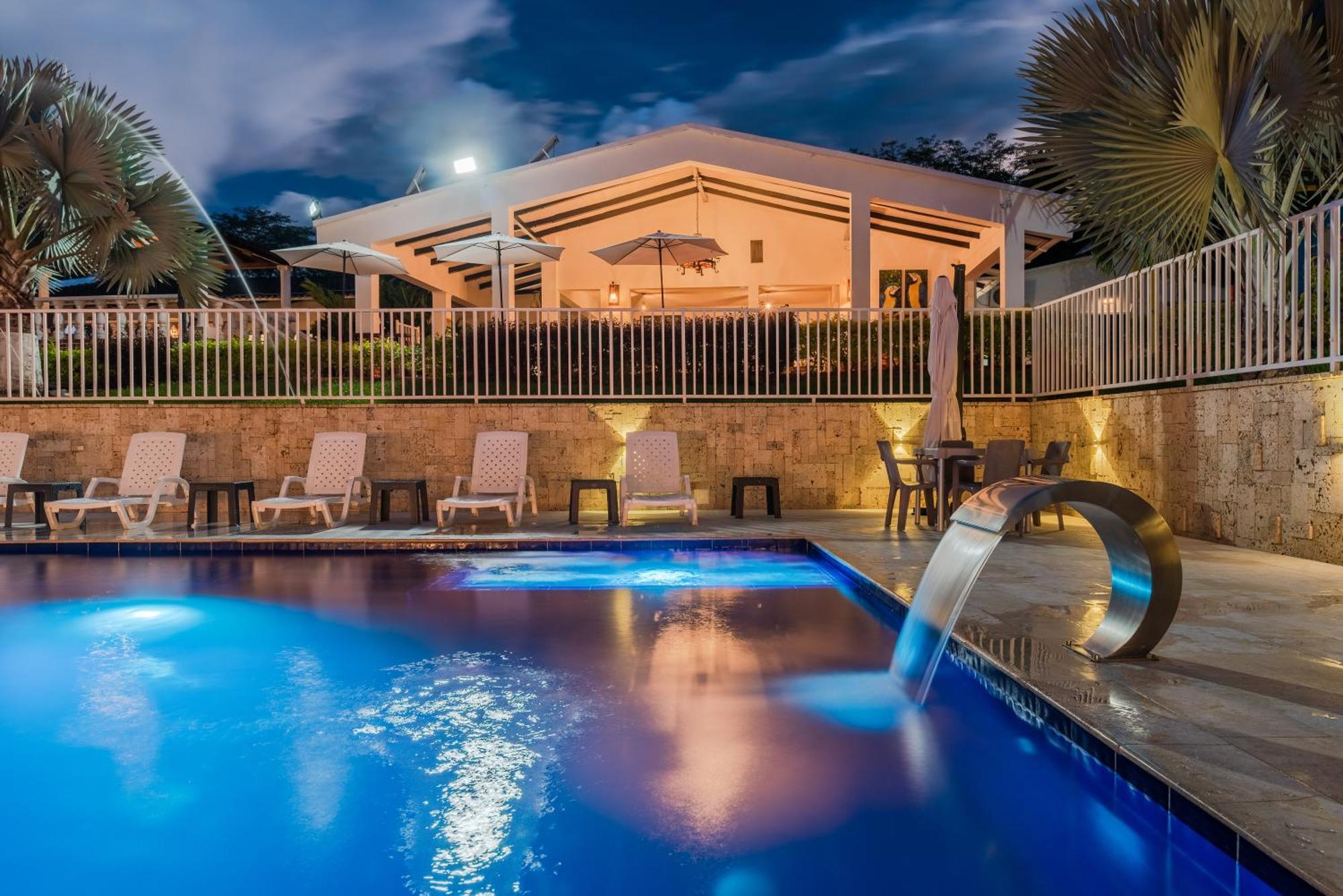 Hotel Villa Camila Ла Пинтада Екстериор снимка