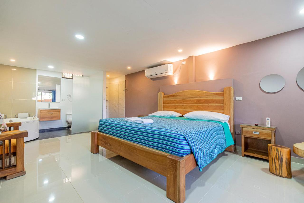 Hotel Villa Camila Ла Пинтада Екстериор снимка